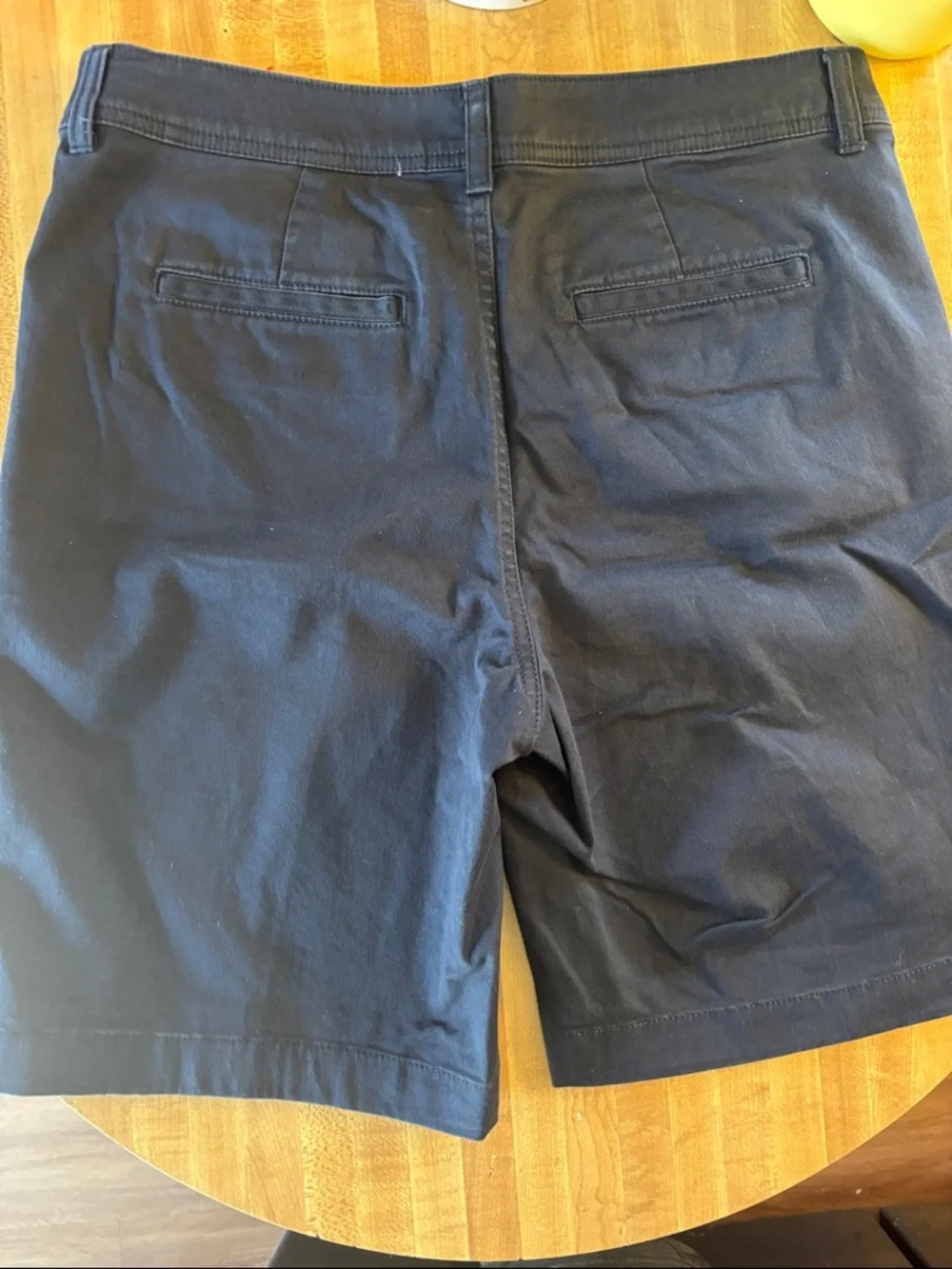 L.L. Bean Navy Flat-Front Women’s Chino Shorts Size 8 NWOTS - Picture 4 of 4